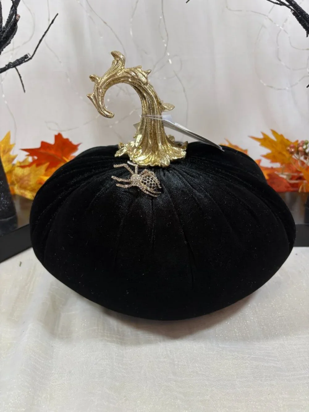 Halloween Elegant Black Velvet Gold Stem With Spider Brooch Pumpkin Decor New
